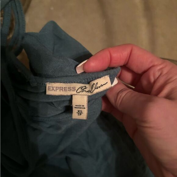 Express Teal tank with back strappy detail - Picture 2 of 3